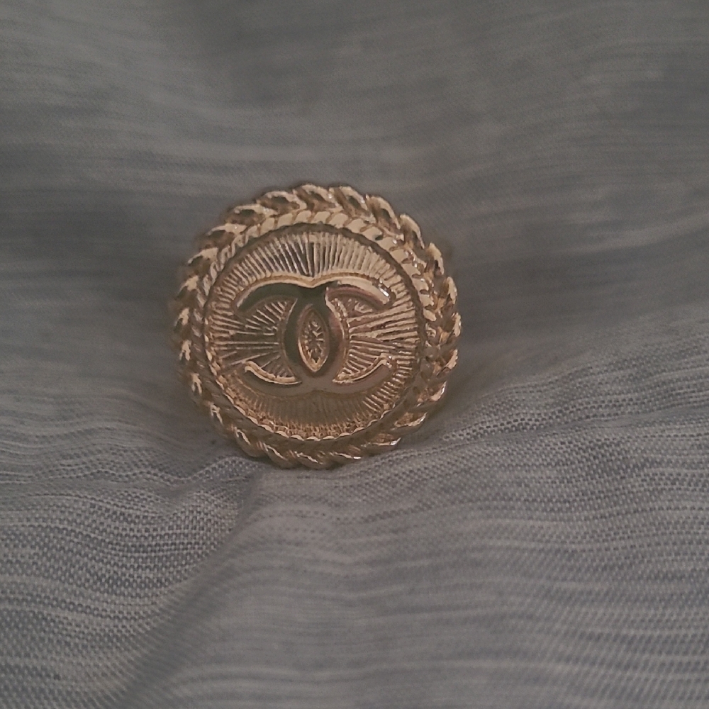 Chanel Gold Women's Ring